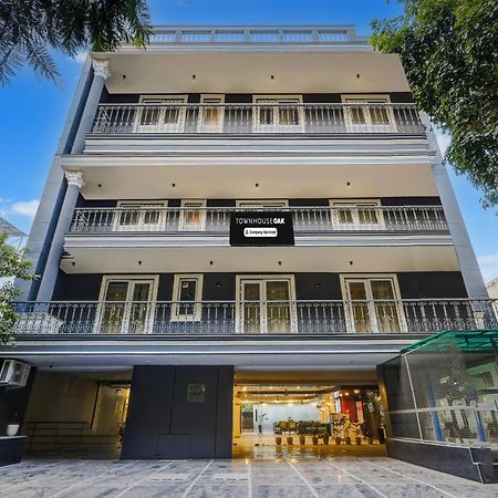 Super Townhouse Oak Udyog Vihar Gurgaon Exterior foto