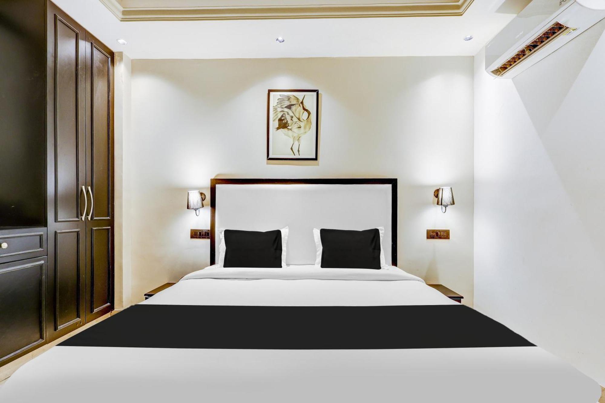 Super Townhouse Oak Udyog Vihar Gurgaon Exterior foto